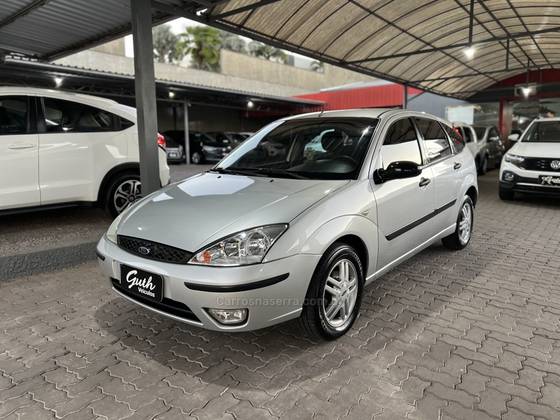 FORD FOCUS 2.0 GLX 16V GASOLINA 4P AUTOMÁTICO
